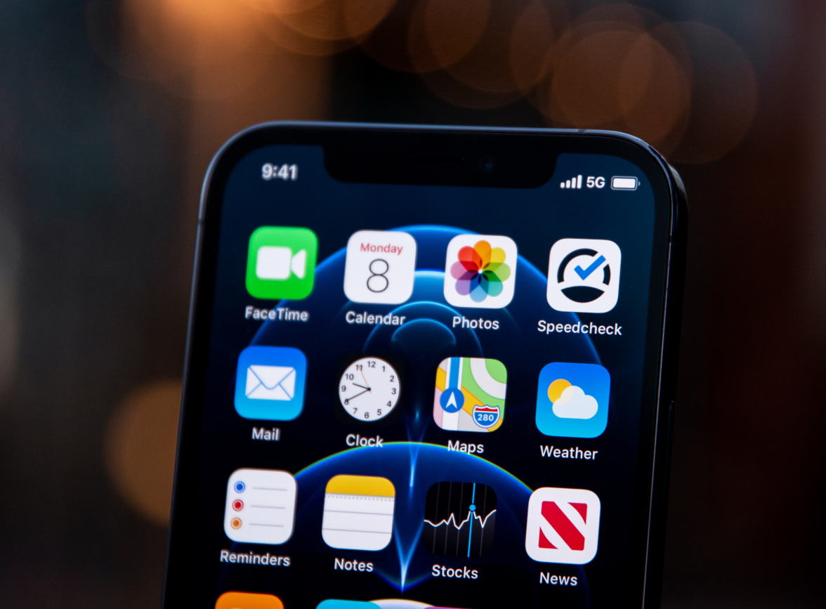 东昌苹果手机维修分享为什么 iPhone 12 在冬季会自动关机 