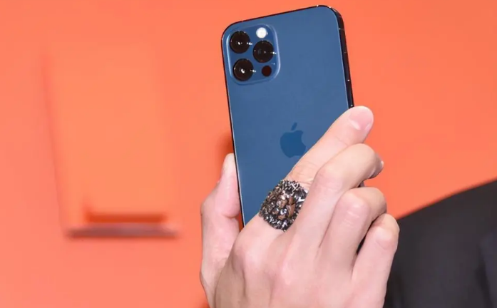 东昌苹果手机维修分享iPhone12系列重启方法教程 